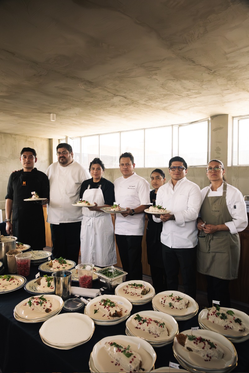 chefs poblanos llevaron su platillo icónico a Glashaus antes del gran festival. CTA: ¡Descúbrelo aquí!