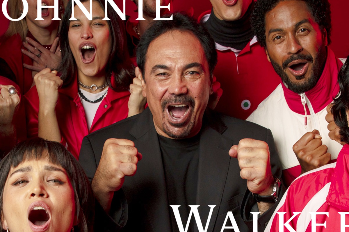 Johnnie Walker + Hugo Sánchez: Canta y Keep Walking