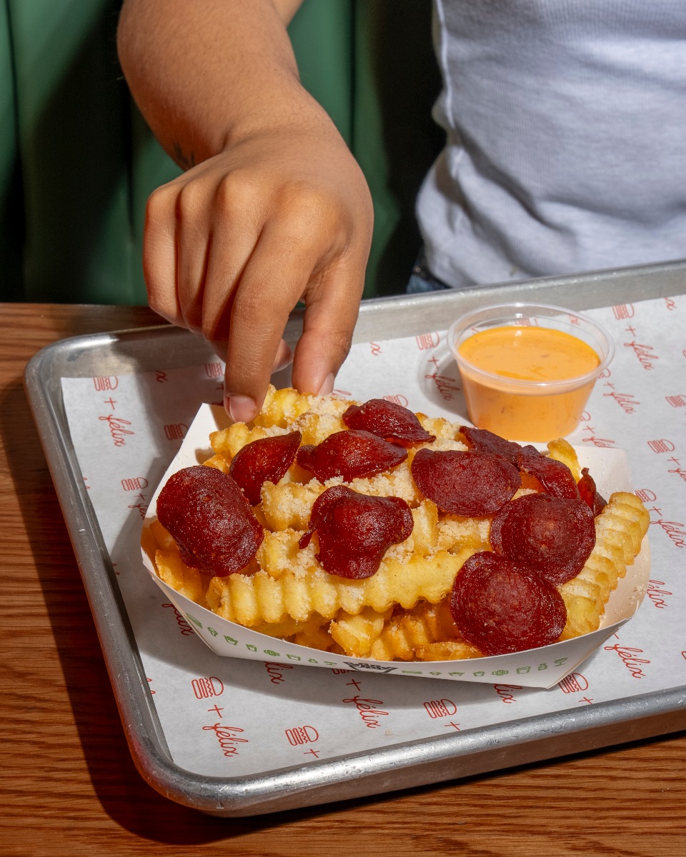 Shake Shack y Pizza Félix lanzan Pizza Burger Menú ¡la delicia!