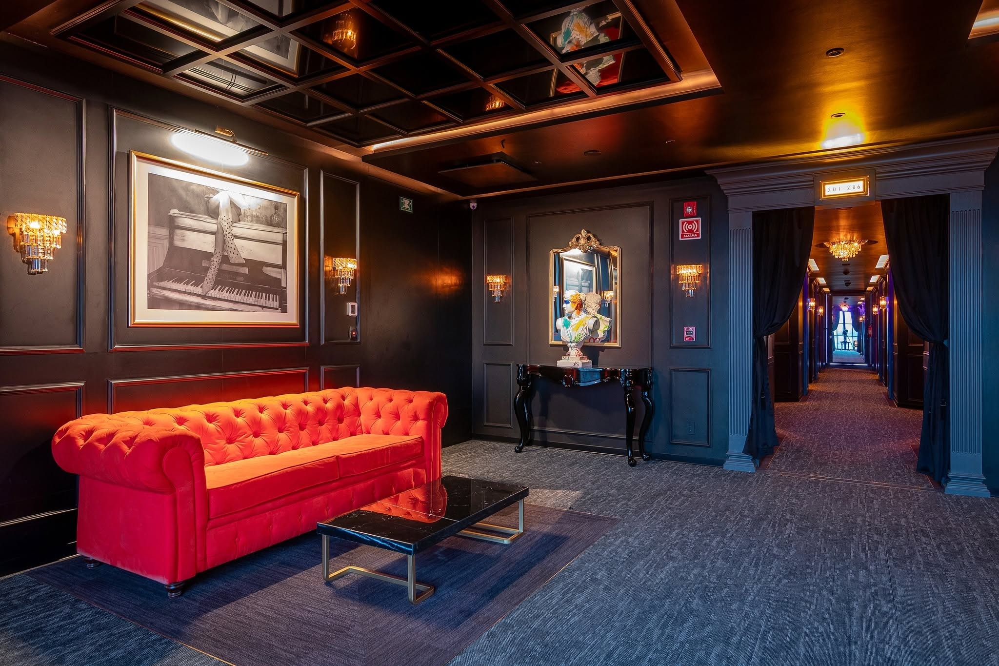 V Motel Boutique, el nuevo spot para hacer fiestas y vivir experiencias únicas en CDMX